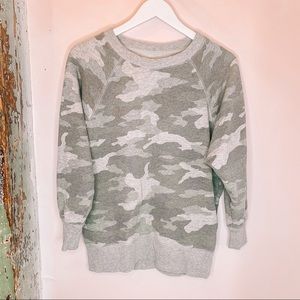 AERIE Size XS Gray Camo Pullover Sweatshirt